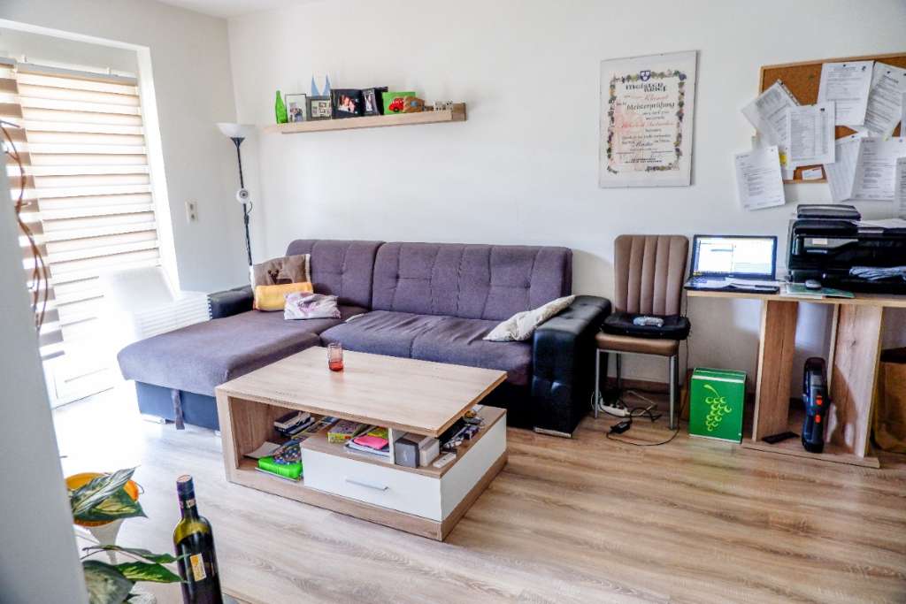 St. Pölten: helle 2 Zimmer Wohnung mit 18 m² Terrasse und 25 m² Garten, Schlossbergstraße 13